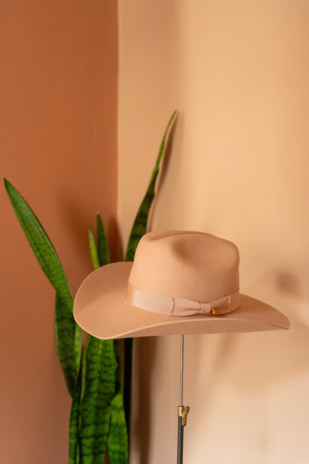 Looe Classic Cream Cowboy Hat